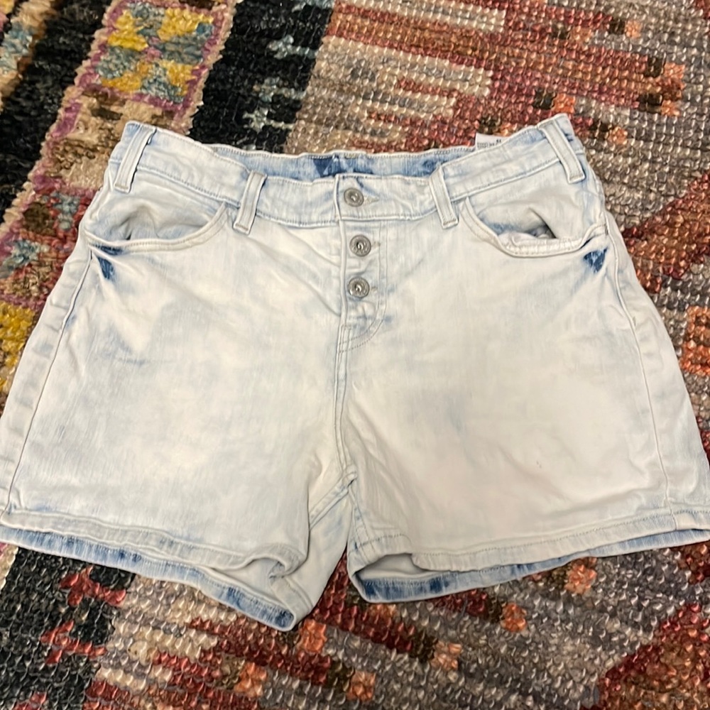 Levi white wash Jean shorts Y2K